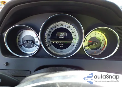 2013 Mercedes-Benz C 300 Sport 4Matic z USA, uszkodzony, nr VIN WDDGF8AB4DR276989